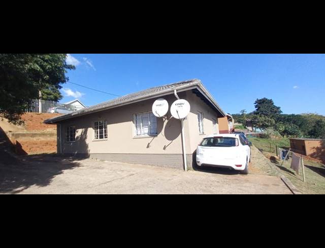 3 BEDROOM HOUSE FOR SALE IN MONTCLAIR